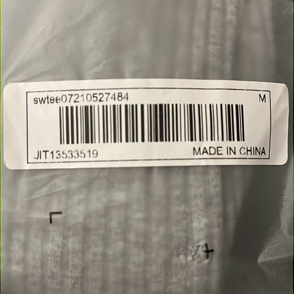 SHEIN | Qutie | Cropped Long Sleeve w/ thumb hole - Picture 4 of 4